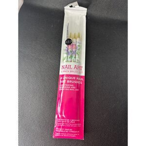 Cuccio Pro Nail Art Brushes, 4 Pack